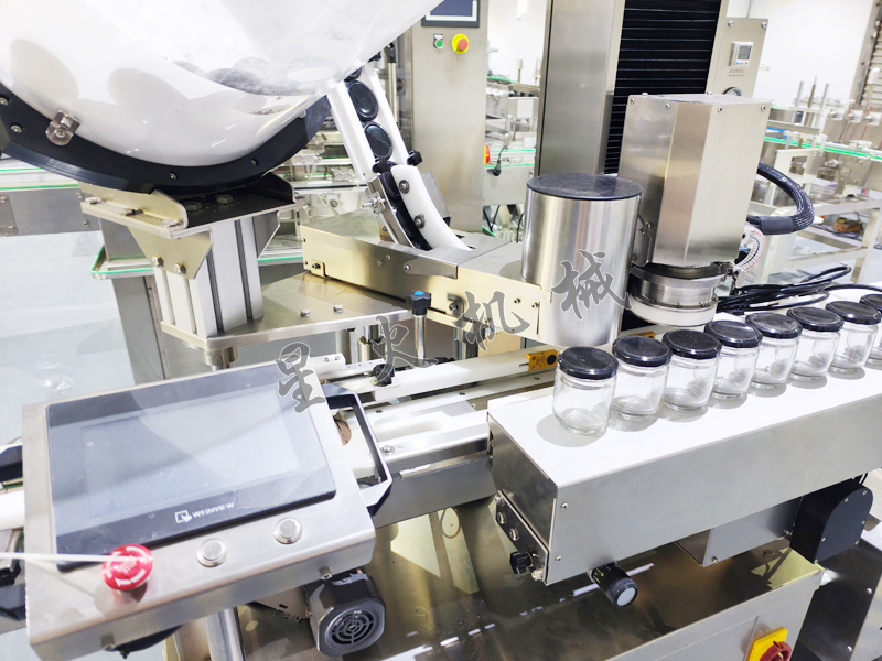 真空封口設(shè)備實(shí)拍展示