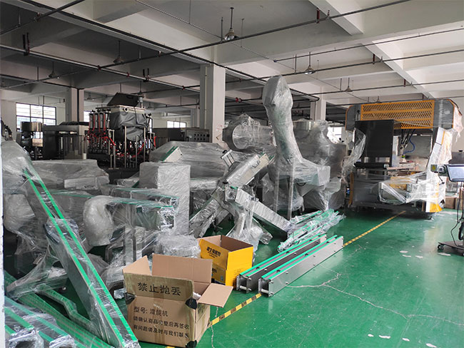 星火包裝機械生產(chǎn)廠家發(fā)貨現(xiàn)場