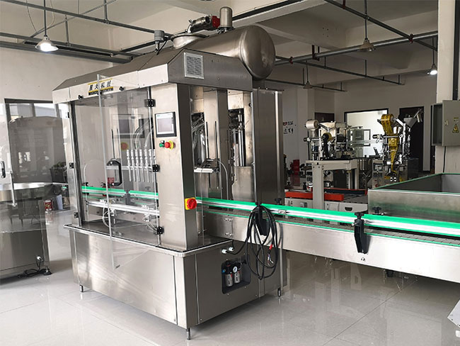 星火飲料灌裝機(jī)設(shè)備展示